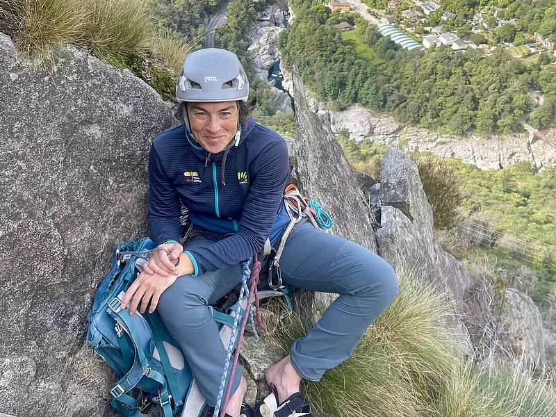 Lara Mandioni Lara Mandioni